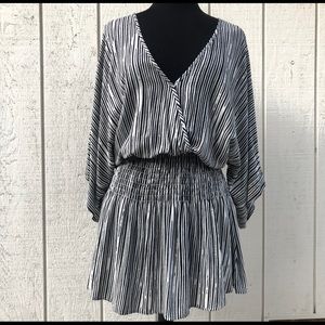 Olivaceous Black/White  Kimono sleeve Mini dress